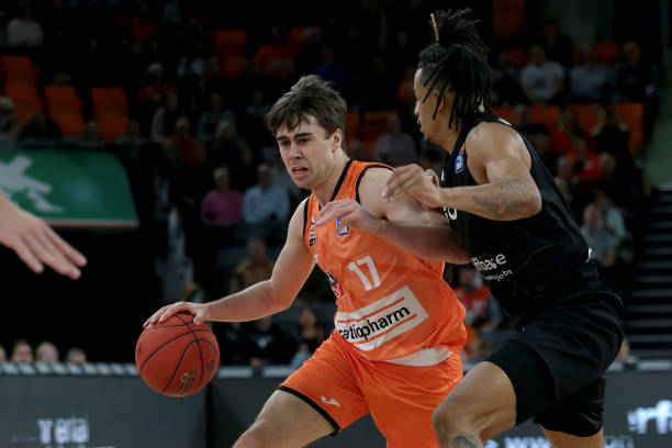 一凡不仅在 一凡不仅在