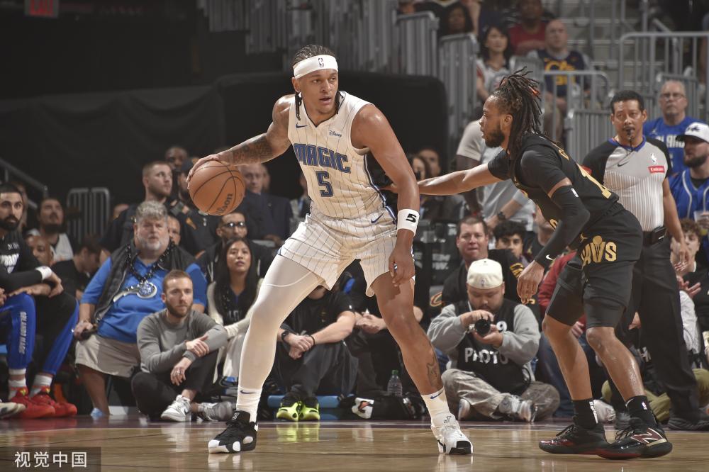 亚历山大 亚历山大