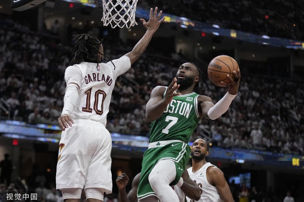 未来他将面 未来他将面